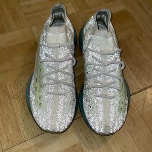 Yeezy 380 “Alien”